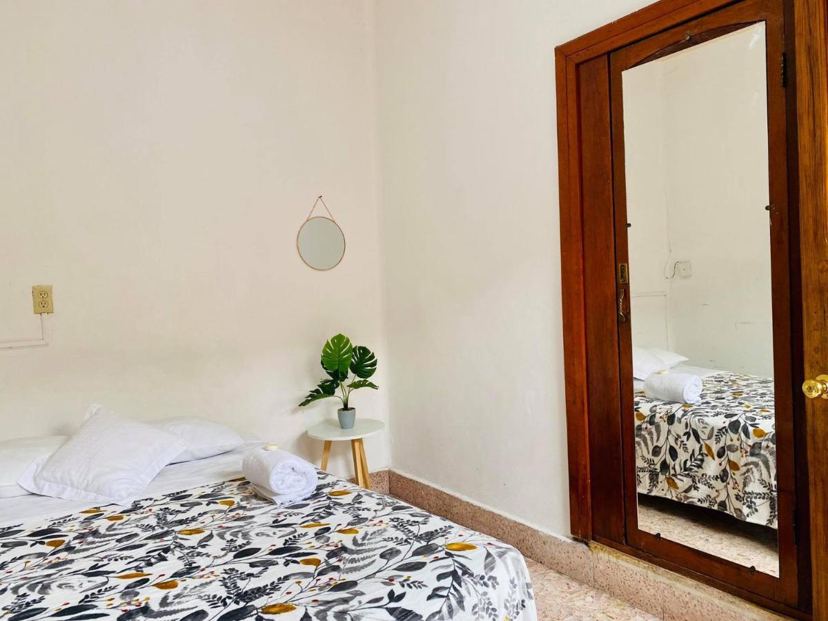 モレリア Casa Del Centro Bed & Breakfast エクステリア 写真