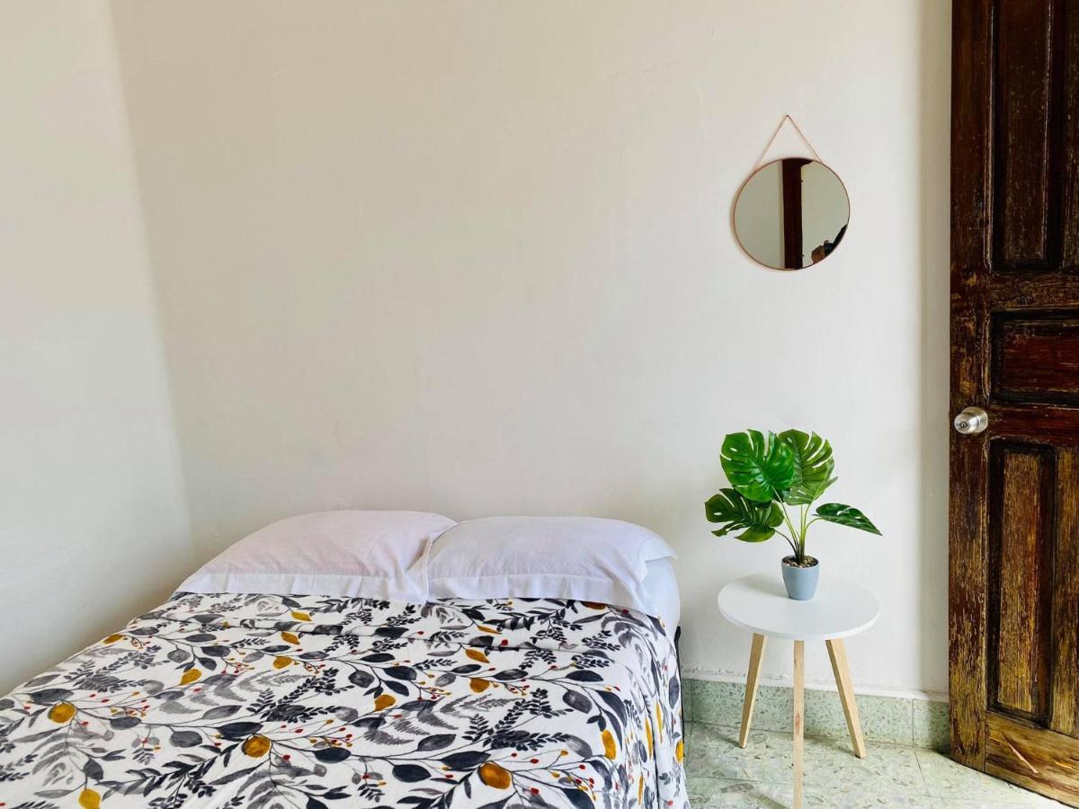 モレリア Casa Del Centro Bed & Breakfast エクステリア 写真